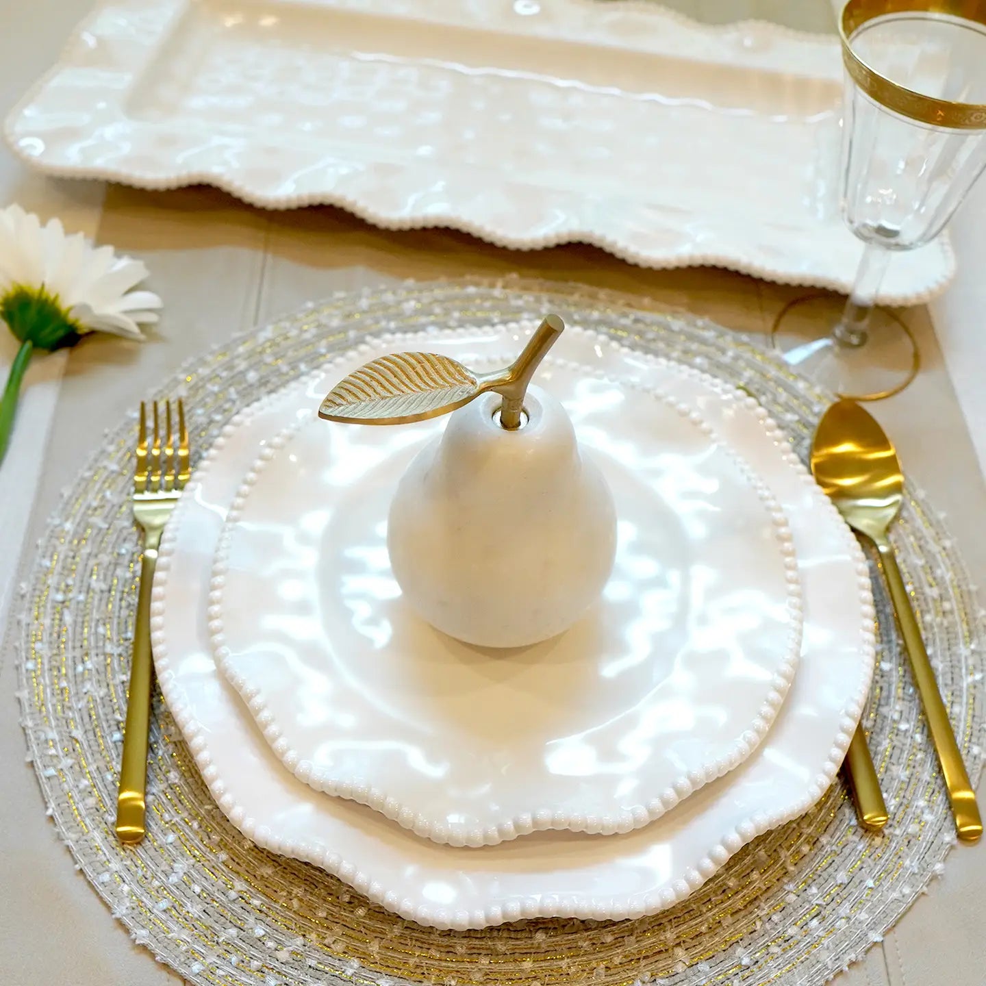 Perlette Cream Salad Plate
