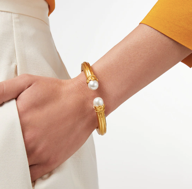 Flora Demi Cuff - Gold/Pearl