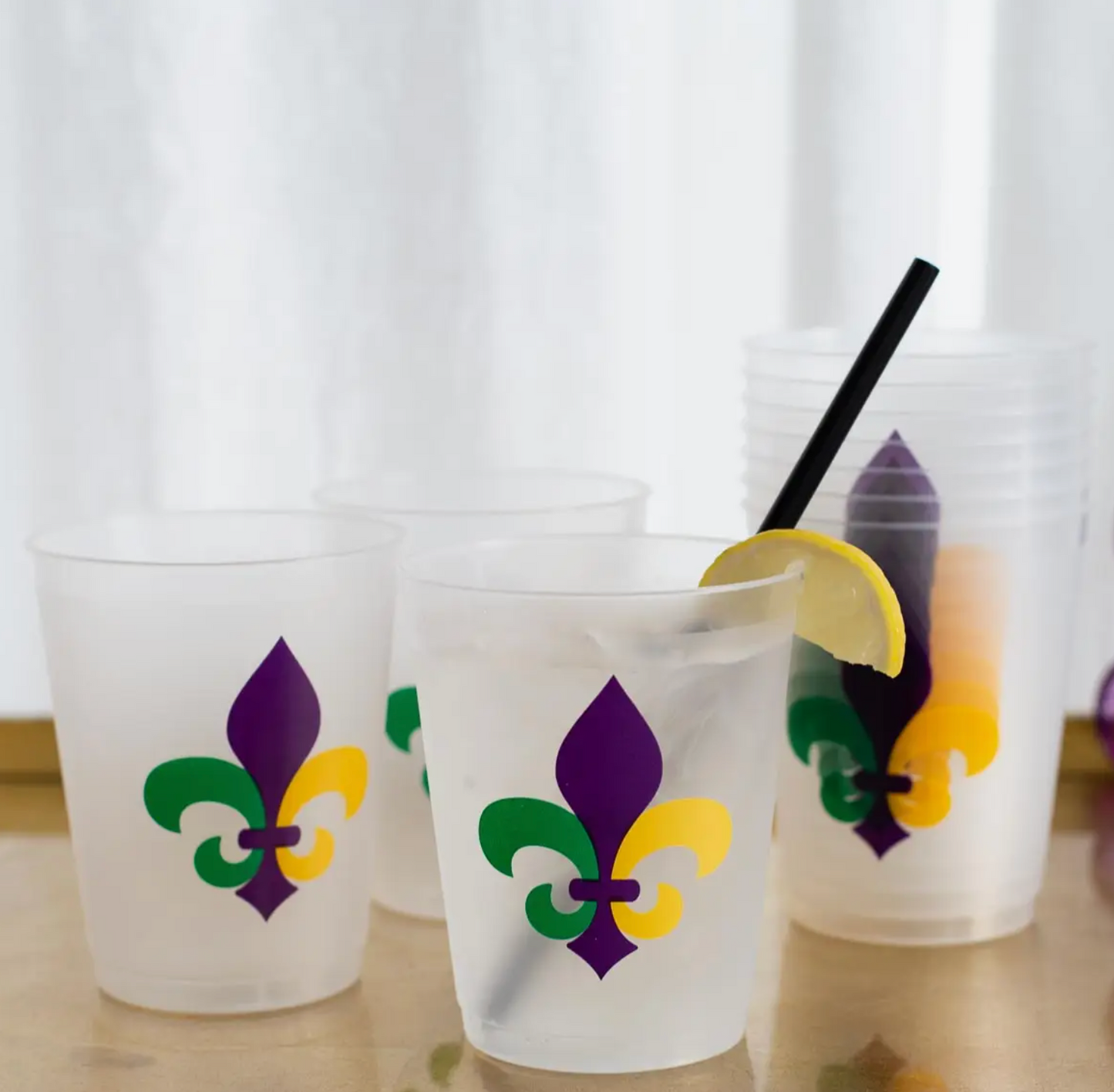 Mardi Gras Fleur Party Cups Frosted/Multi