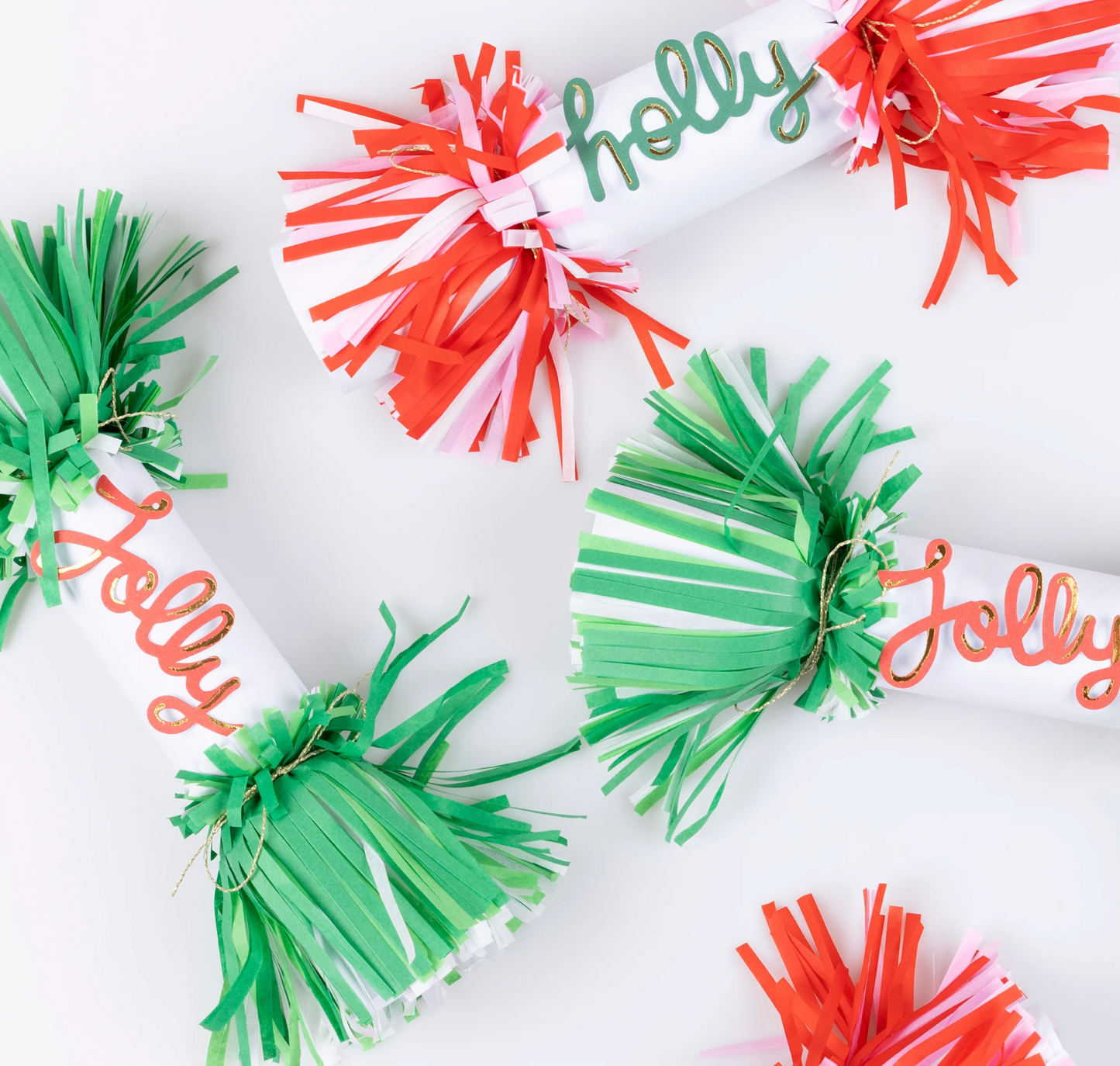 Jolly Holly Fringe Crackers