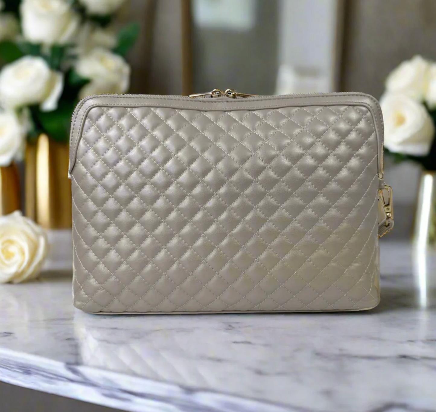 Litt Makeup Case - Pearl Quilted