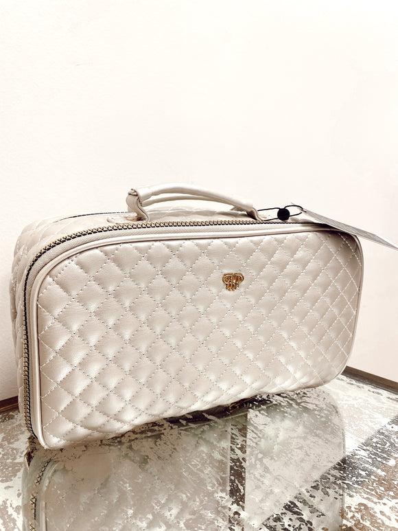 Amour Travel Case - White Gold Quilted