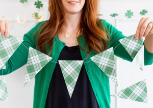 St Patrick's Day Plaid Pennant Banner