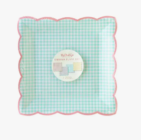 Gingham Scalloped Plates